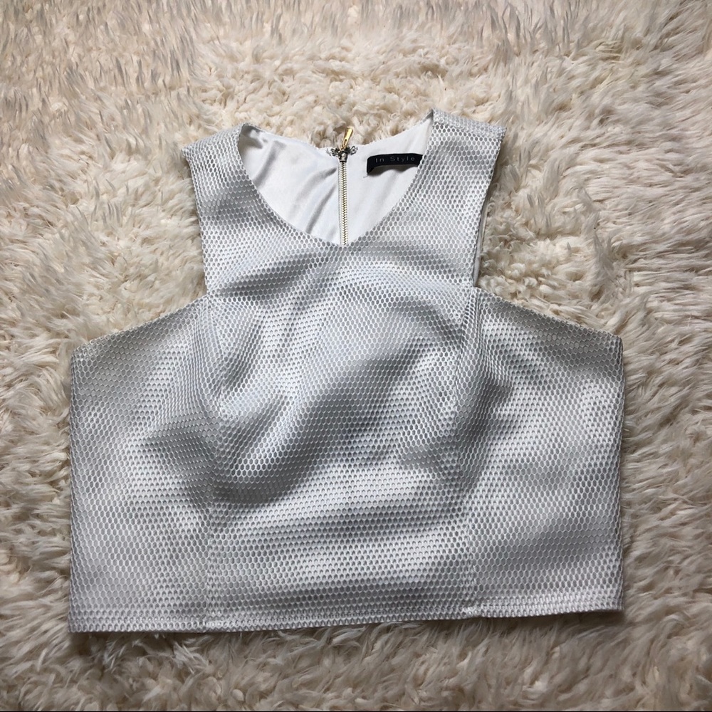 『mesh white croo top』